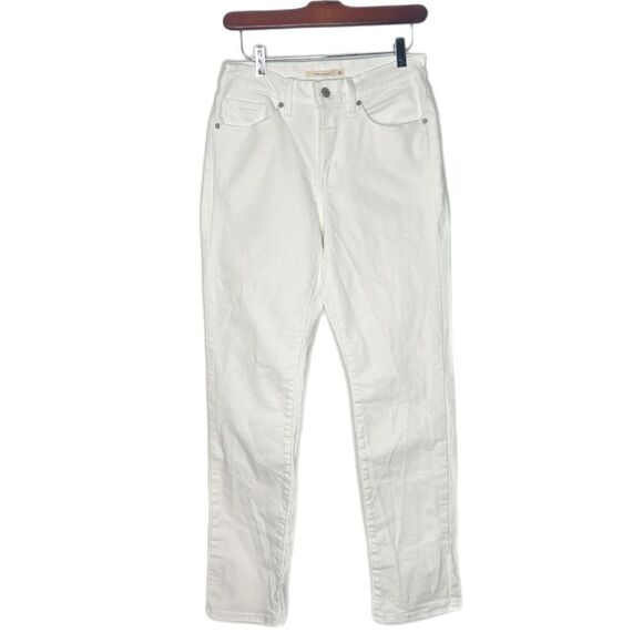 Levi’s Classic Straight Women’s White Twill Jeans - Picture 2 of 9